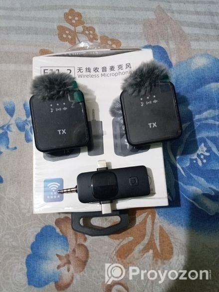 F11-2 wireless microphone