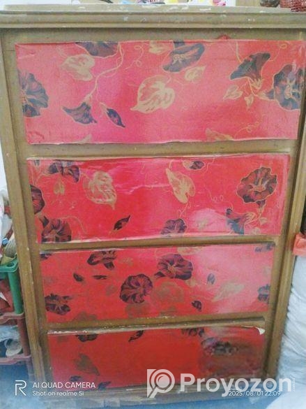 ওয়ারড্রবটি জরুরি বিক্রি হবে