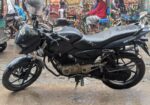 Bajaj Pulsar 150 . 2016
