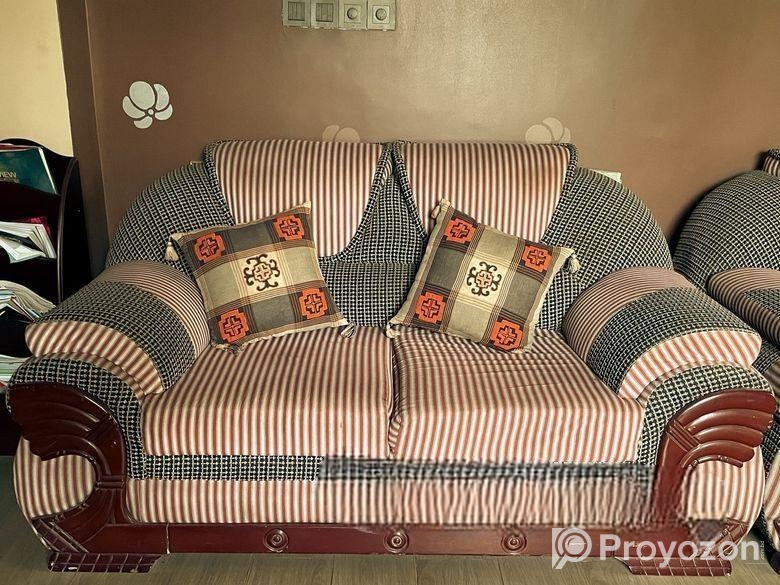 Drawing sofa and divan