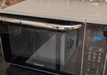 Sharp R-72e0-s Grill Microwave Oven. 25 Liter