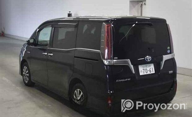 Toyota Esquire Pre Order 2020