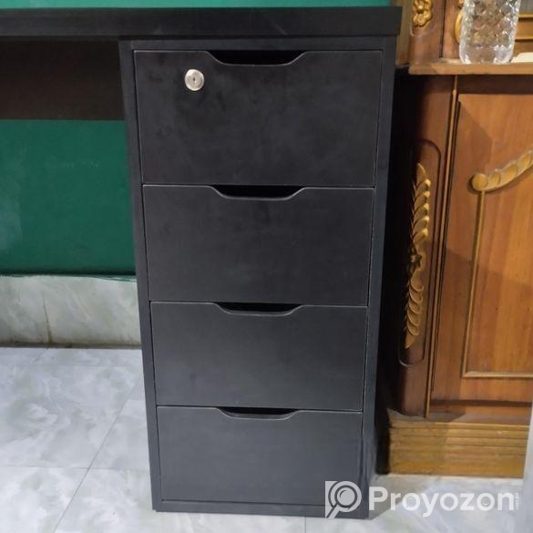 Computer table/desk ️