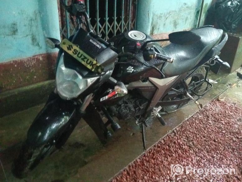 Suzuki Gixxer Monotone . 2019