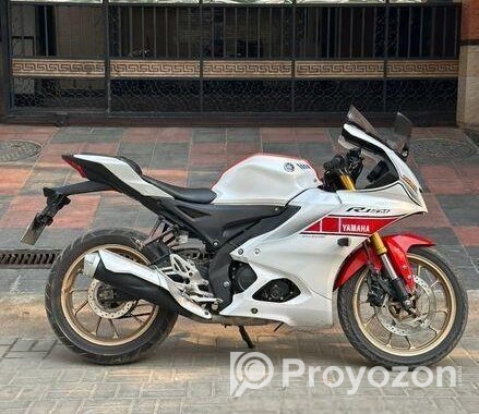 Yamaha R15 v4 wgp 2022
