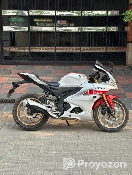 Yamaha R15 v4 wgp 2022