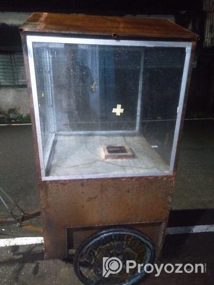 একটি ফুড কার্ড বিক্রি করা হবে