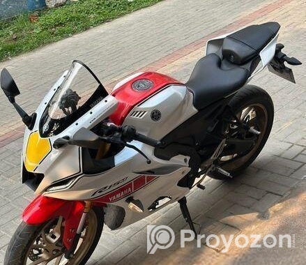Yamaha R15 v4 wgp 2022