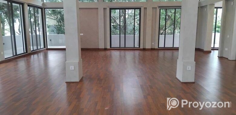 Independent House 12,000 Sft Ready Full Building
