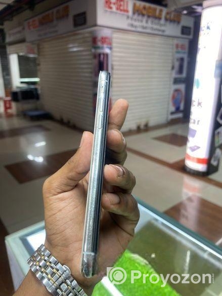 Apple iPhone X 64 (Used)