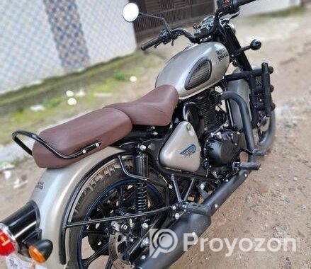 Royal Enfield Classic 350 RoyalEnfield 2025