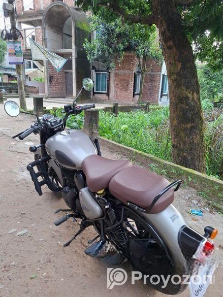 Royal Enfield Classic 350 RoyalEnfield 2025