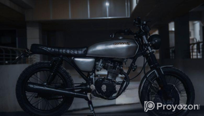 Honda CG125 Cafe Racer 1996