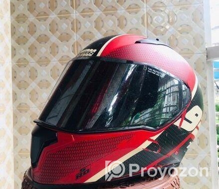 Studds Thunder Helmet