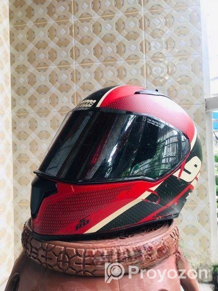 Studds Thunder Helmet