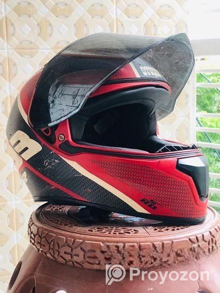 Studds Thunder Helmet