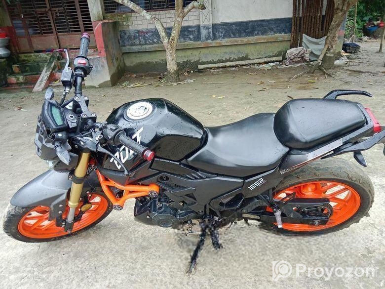 Runner Bullet 165 2021