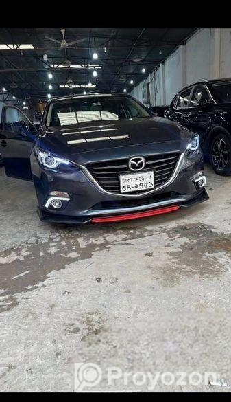 Mazda Axela . 2014