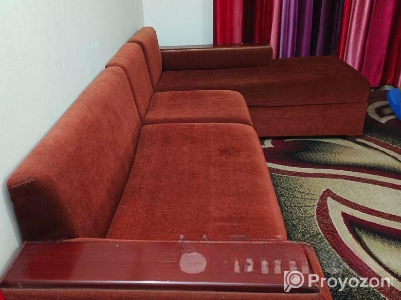একটি জরুরী ভাবে এল সেপ সোফা বিক্রি হবে।