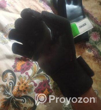 Goalkeeping Gloves