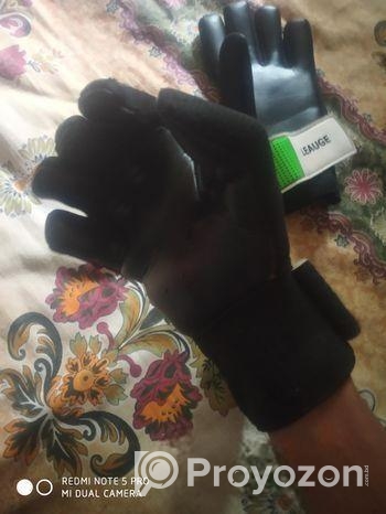 Goalkeeping Gloves