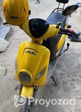 Electric scooter 2025