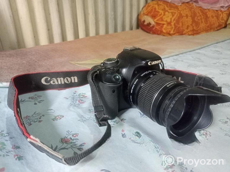 Canon 600d camera