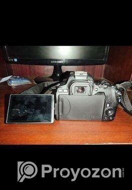 200d mark ii একদমই নতুন এর মত ফুল ফ্রেশ।