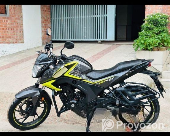 Honda Hornet 2020