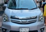 Toyota Noah si 2010