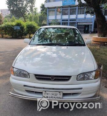 Toyota Corolla . 1996