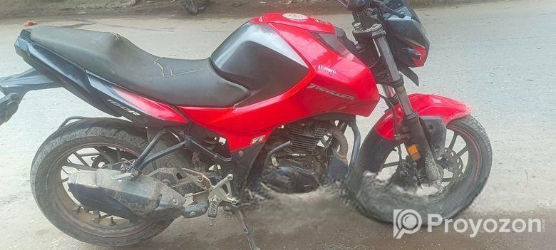 Hero Thriller single disk 2021