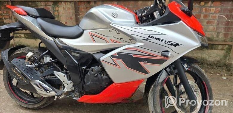 Suzuki Gixxer SF 2023