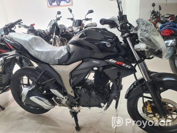 Suzuki Gixxer নতুনের মতো 2023