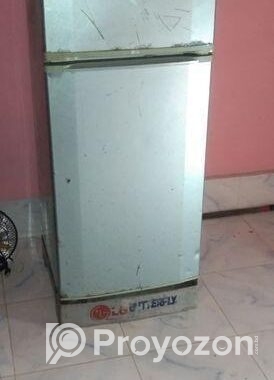 এলজি বাটারফ্লাই একটি ফ্রিজ বিক্রি করব