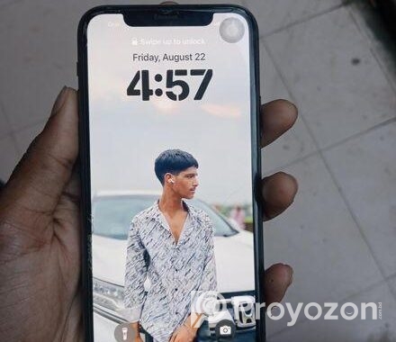 Apple iPhone 11 Pro . (Used)