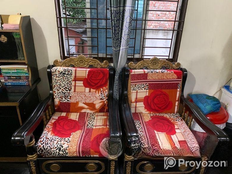 সোফা ২ টা বিক্রয় করা