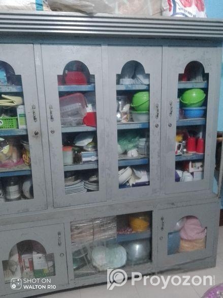 স্টিল এর শোকেস