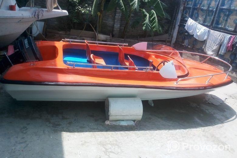 Racing Speedboat