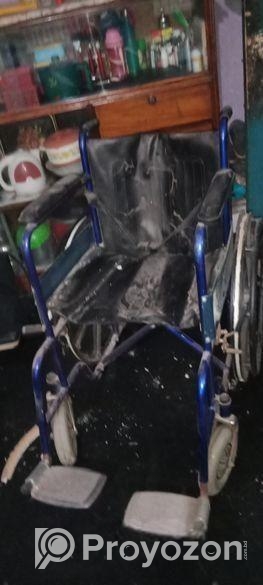 হুইল চেয়ার