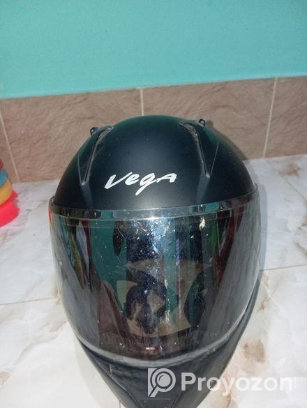 Vega ভেগা ব্রান্ডের ফুল ফেস হেলমেট