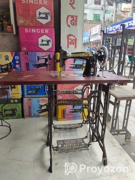 Singer Sewing Machine (Original)