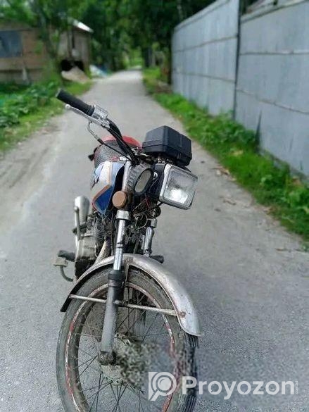 Walton Fusion 125cc bike 2012