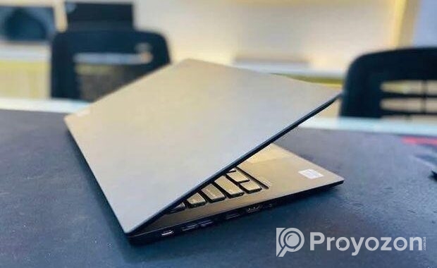 Lenovo ThinkPad X1 Carbon Core i5 10th Gen 8GB RAM