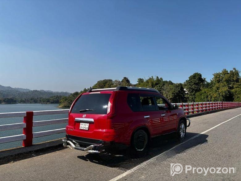 Nissan X-Trail . 2025