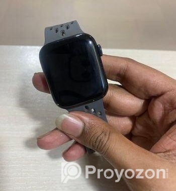 Apple watch se 2022 Locked