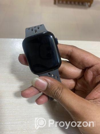 Apple watch se 2022 Locked