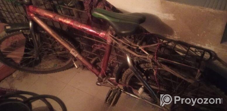 একটি বাইসাইকেল বিক্রয় করা হবে।