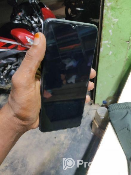 Xiaomi Poco C40 4+1/64 gb (Used)