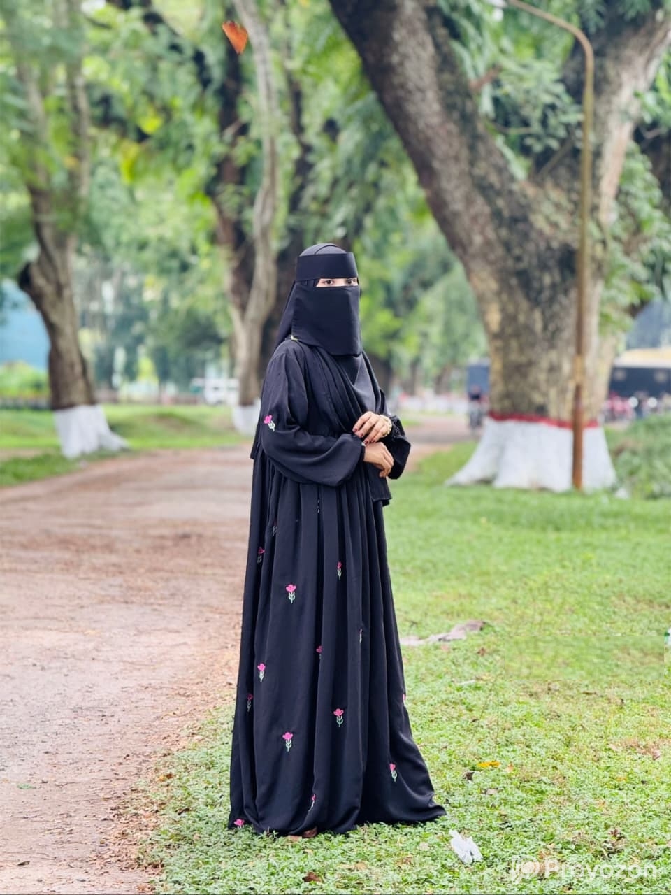 Rose Embroidery Abaya
